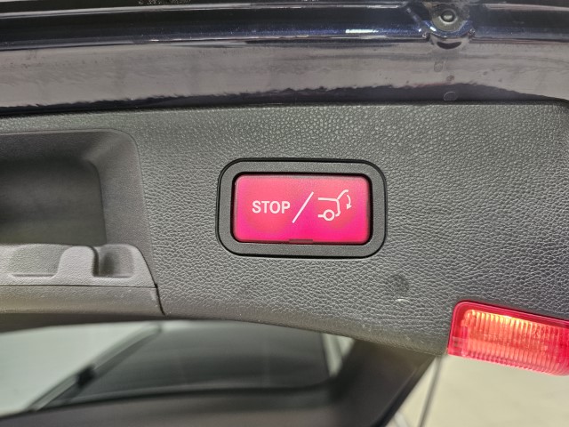 Mercedes E200