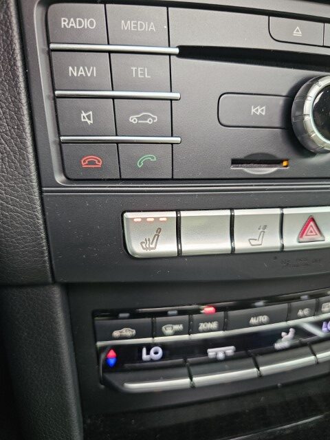 Mercedes E200
