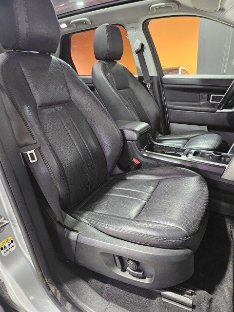 Land Rover - Discovery Sport 2.0 TD4 4WD HSE