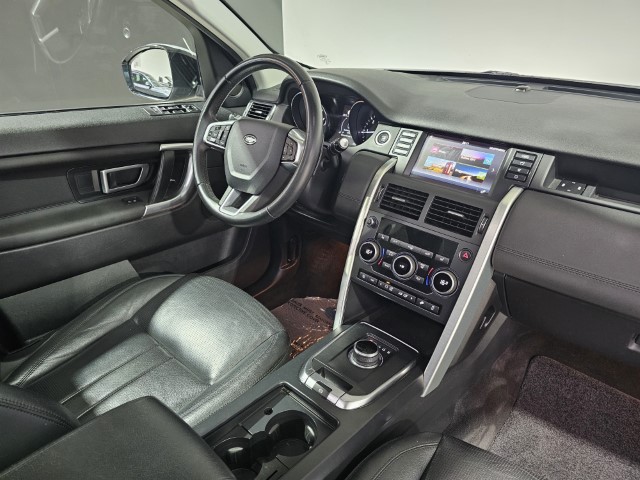 Land Rover - Discovery Sport 2.0 TD4 4WD HSE