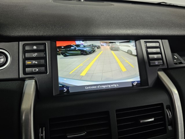 Land Rover - Discovery Sport 2.0 TD4 4WD HSE