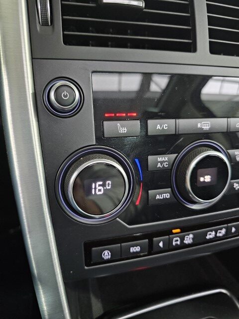 Land Rover - Discovery Sport 2.0 TD4 4WD HSE