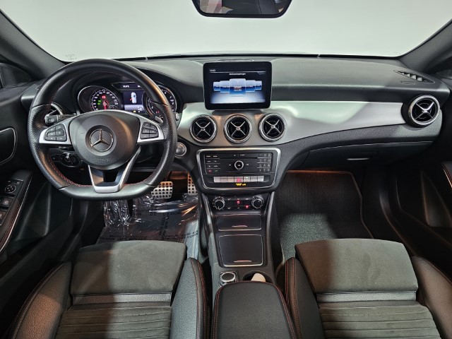 Mercedes CLA180 AMG PACK
