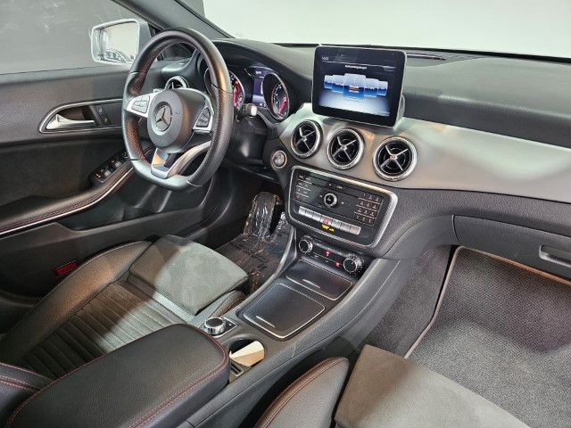 Mercedes CLA180 AMG PACK