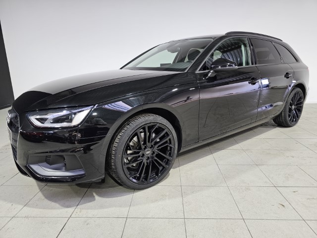 Audi A4 30 TDi S Tronic