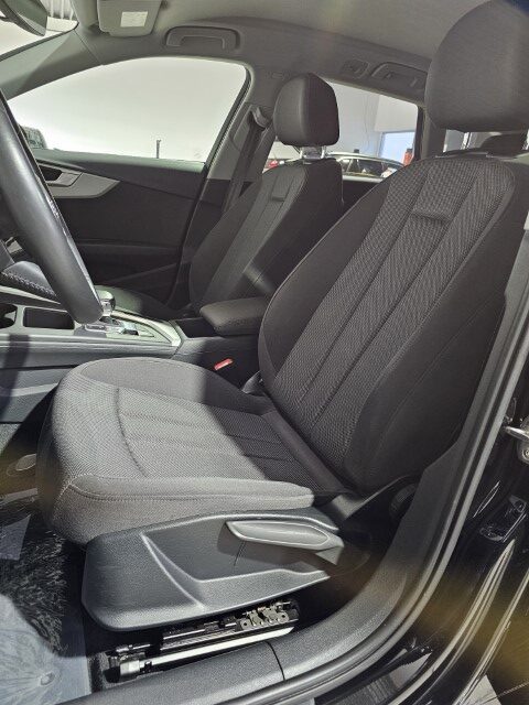 Audi A4 30 TDi S Tronic