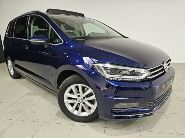 Volkswagen Touran 1.5 TSI Highline DSG - 7Zitplaatsen -