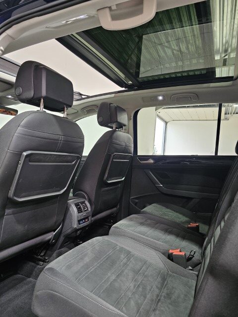 Volkswagen Touran 1.5 TSI Highline DSG - 7Zitplaatsen -