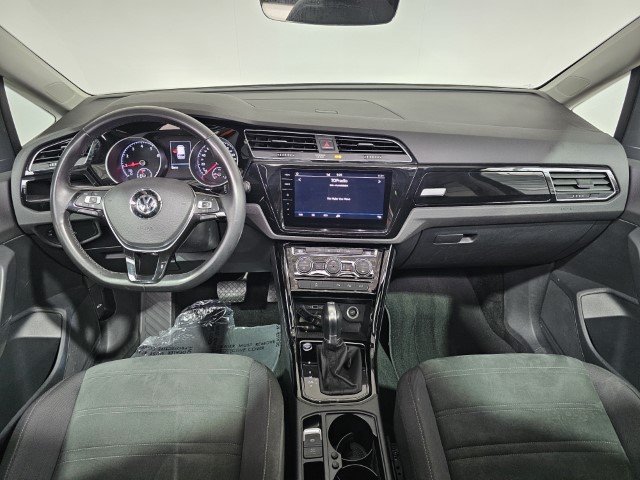 Volkswagen Touran 1.5 TSI Highline DSG - 7Zitplaatsen -