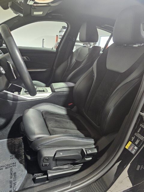 BMW 330e PHEV M-PACK
