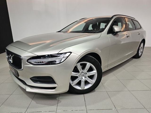 Volvo V90 2.0 D3 Momentum