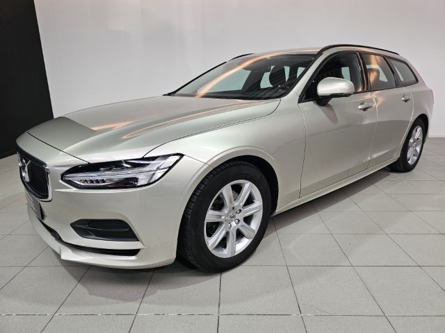 Volvo V90 2.0 D3 Momentum