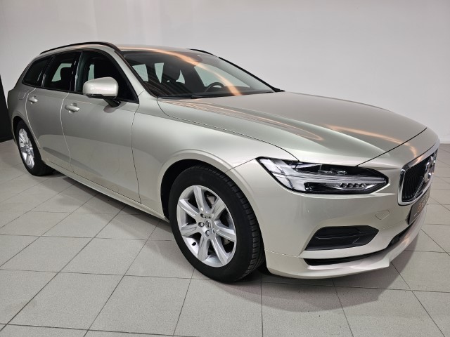 Volvo V90 2.0 D3 Momentum