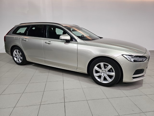 Volvo V90 2.0 D3 Momentum