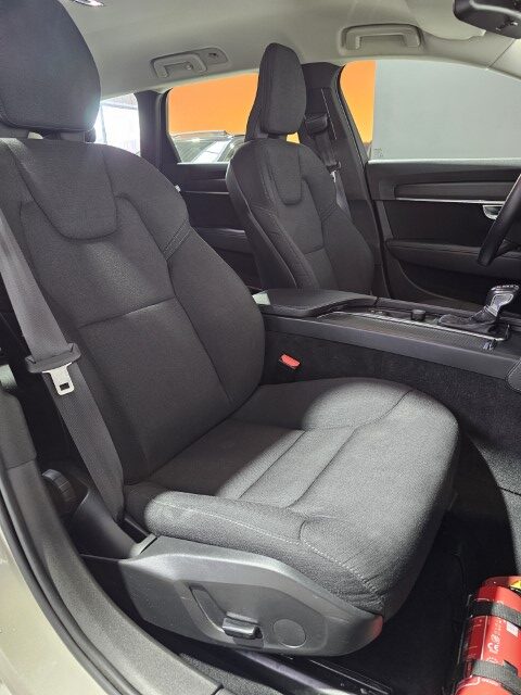 Volvo V90 2.0 D3 Momentum