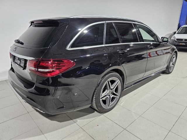Mercedes C300 e PHEV AMG PACK