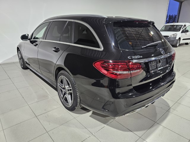Mercedes C300 e PHEV AMG PACK