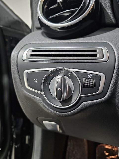 Mercedes C300 e PHEV AMG PACK