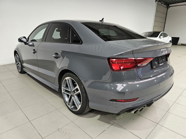 Audi A3 35 TDi S Line S Tronic