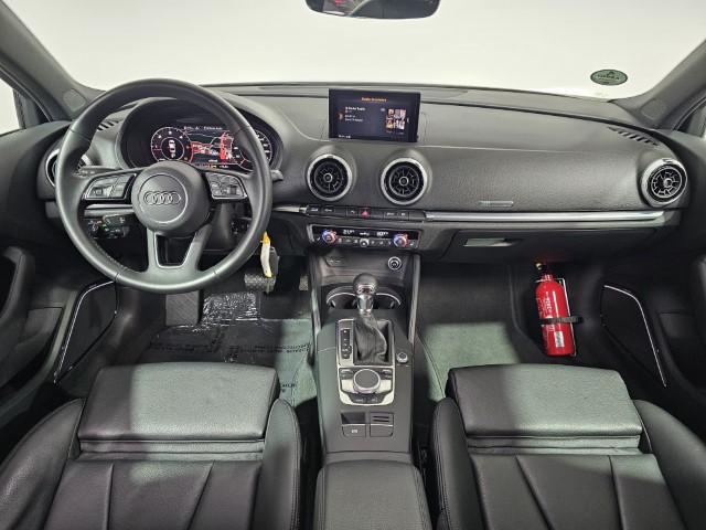 Audi A3 35 TDi S Line S Tronic