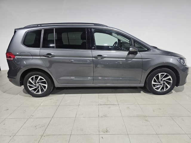 Volkswagen Touran 1.4 TSI Sound