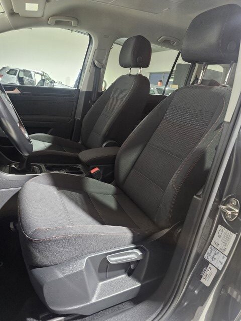 Volkswagen Touran 1.4 TSI Sound