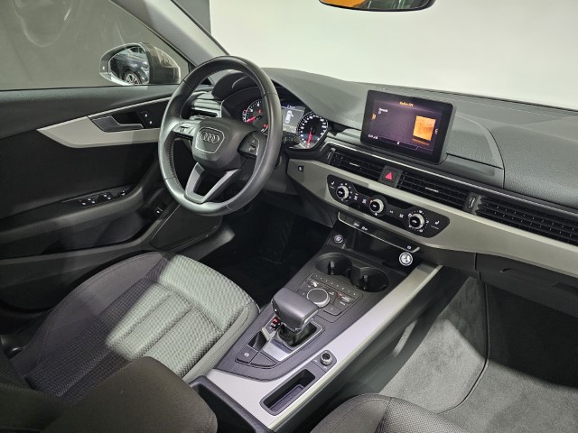 Audi A4 2.0 TDi S Tronic