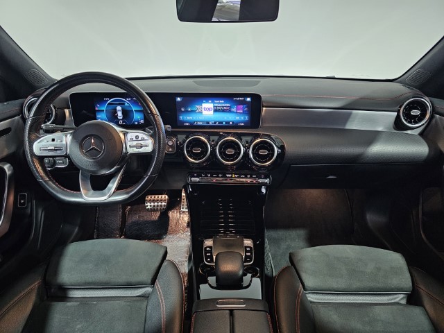 Mercedes CLA180d AMG PACK