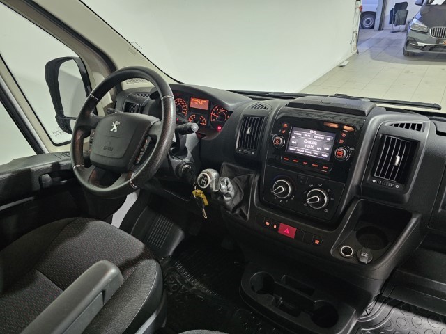 Peugeot Boxer 2.2 L3H2