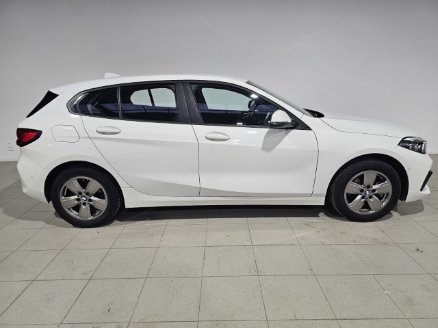BMW 118i AppleCarplay/Android Auto