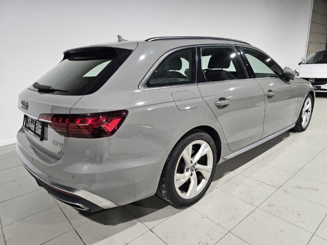Audi A4 Avant TDi 35 S Line S Tronic