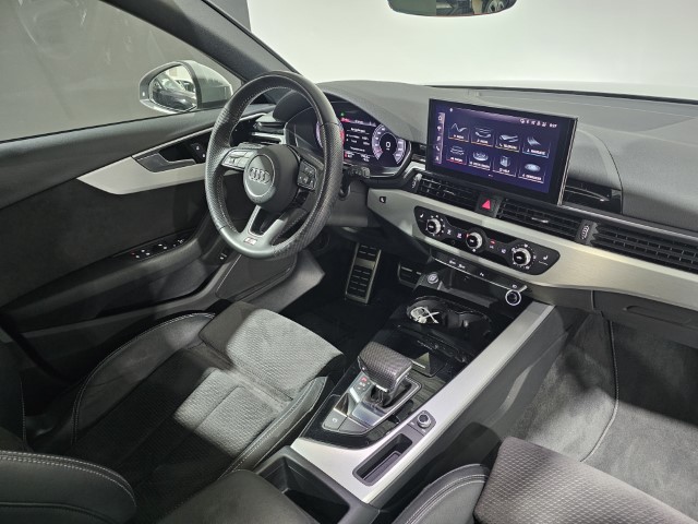 Audi A4 Avant TDi 35 S Line S Tronic