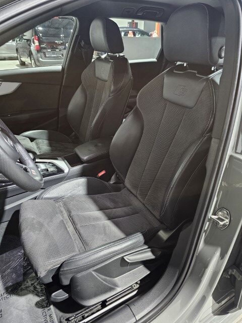 Audi A4 Avant TDi 35 S Line S Tronic