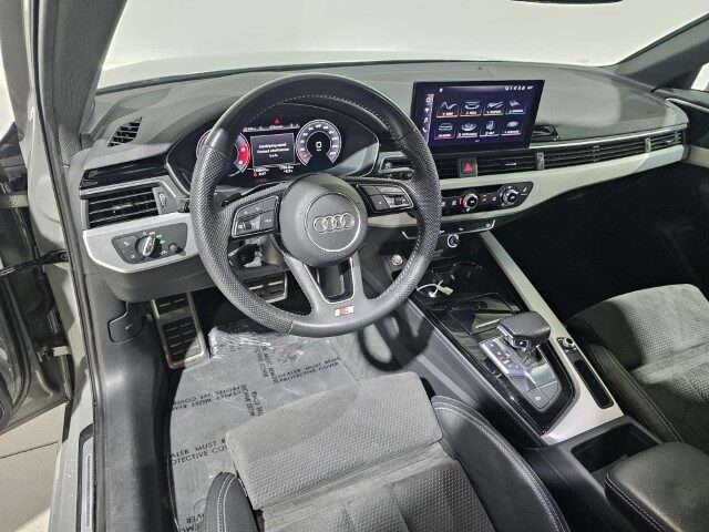 Audi A4 Avant TDi 35 S Line S Tronic