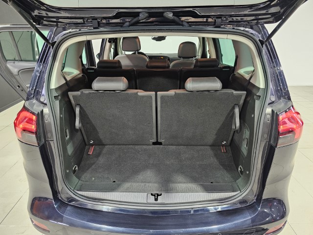 Opel Zafira Tourer 1.6 Automaat - 7 zitpl -