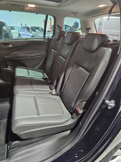 Opel Zafira Tourer 1.6 Automaat - 7 zitpl -