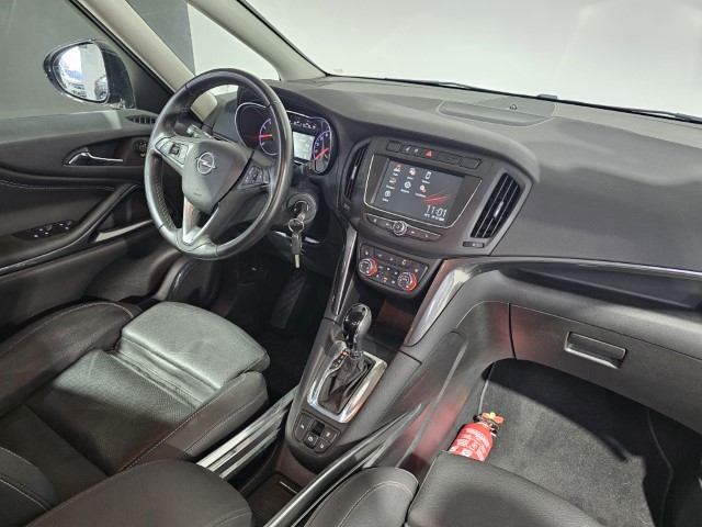 Opel Zafira Tourer 1.6 Automaat - 7 zitpl -