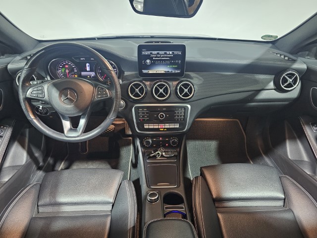 Mercedes CLA200 AMG PACK