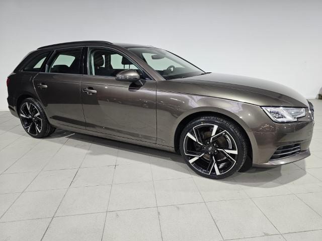 Audi A4 2.0 TDi S Tronic
