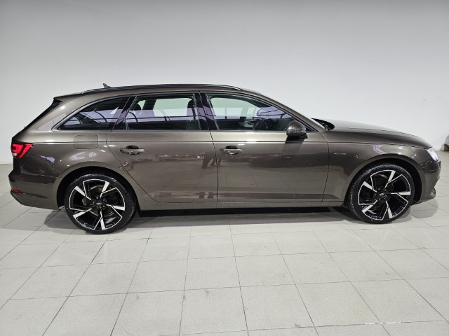 Audi A4 2.0 TDi S Tronic