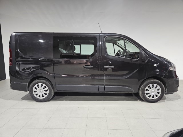 Opel Vivaro LICHTE VRACHT - 5 ZITPL
