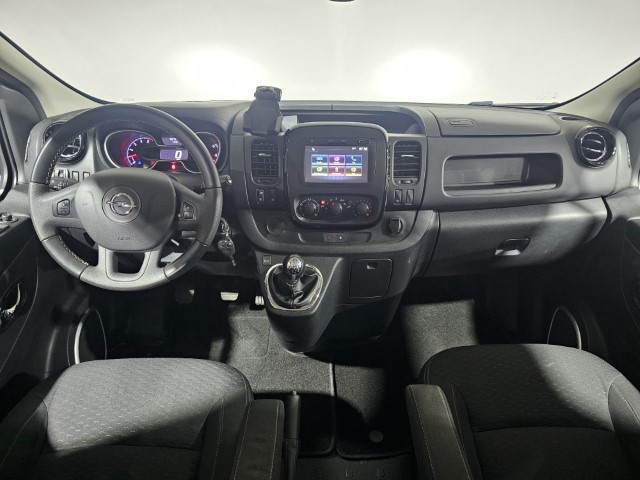 Opel Vivaro LICHTE VRACHT - 5 ZITPL