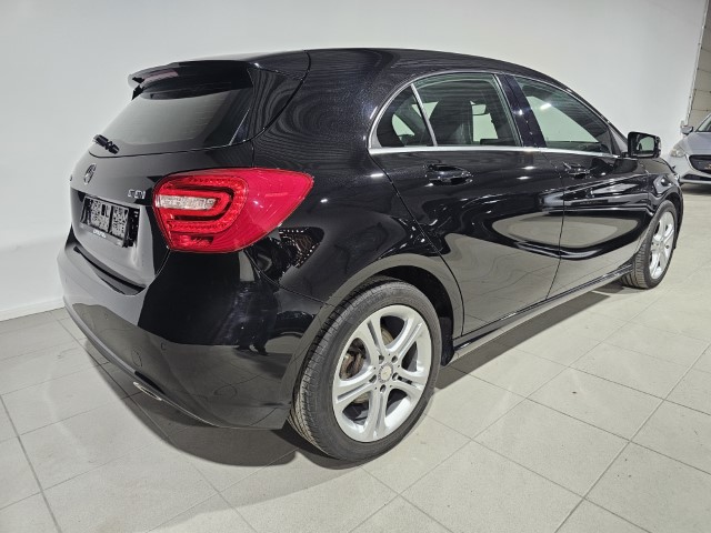 Mercedes A180d