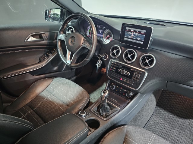 Mercedes A180d