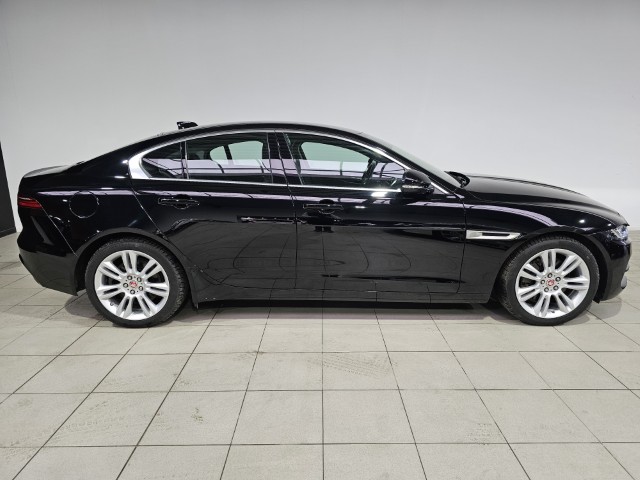 Jaguar XE 2.2 T P250 S
