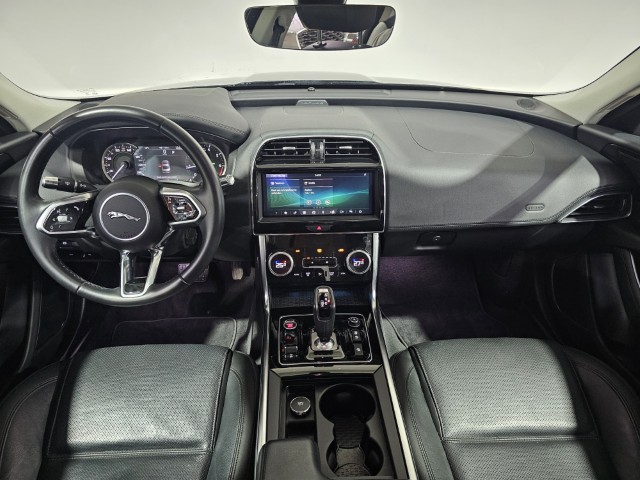 Jaguar XE 2.2 T P250 S