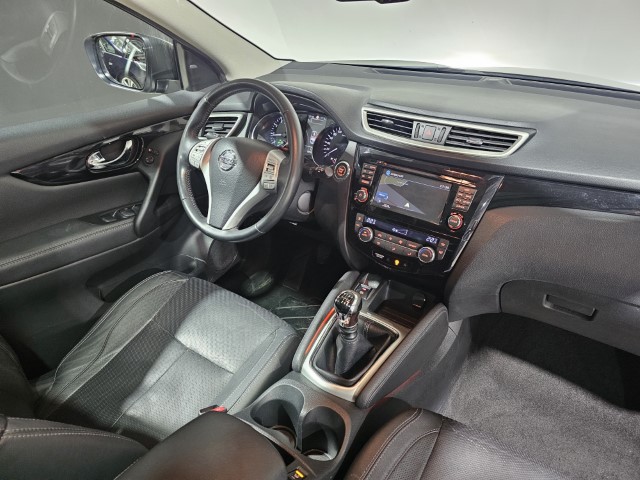 Nissan Qashqai 1.2 DIG-T 2WD