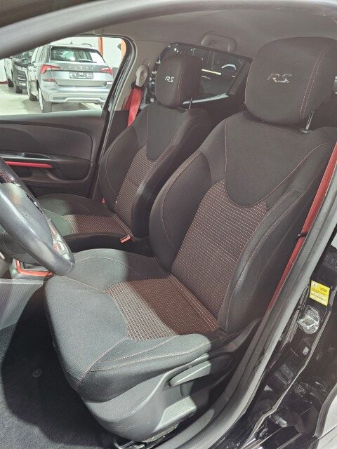 Renault Clio 1.6 Turbo RS EDC