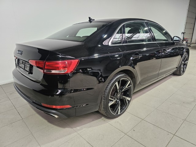Audi A4 2.0 TFSI S Tronic