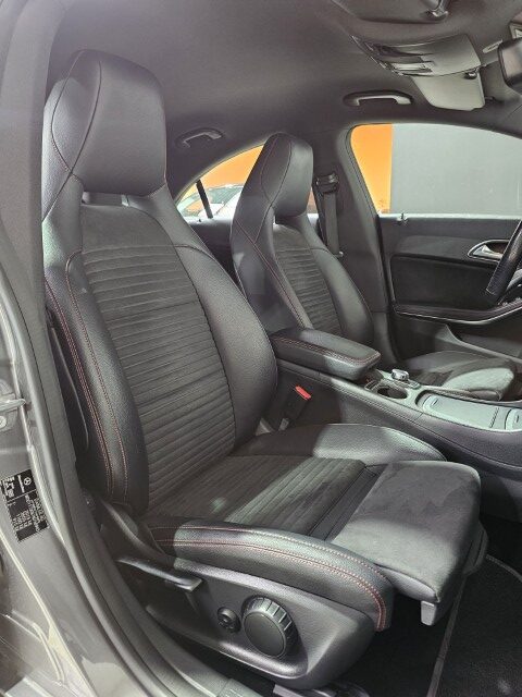 Mercedes CLA200 AMG PACK
